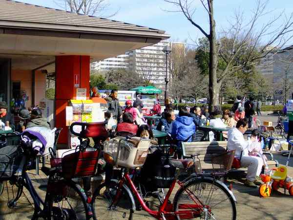 光が丘公園の売店パークス07.jpg
